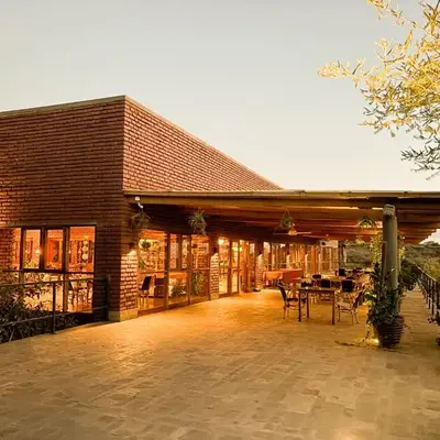 Suricata Boma Lodge