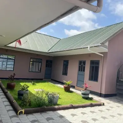 Kishongo house