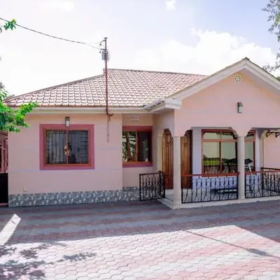 Hadraj Moshono Apartment1