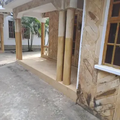 Hans kili home