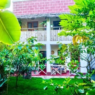 Arusha Jua Eco Home- on coffee farm