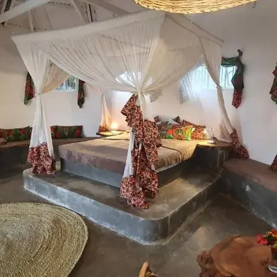 Africa Amini Homes - Africa Amini Life